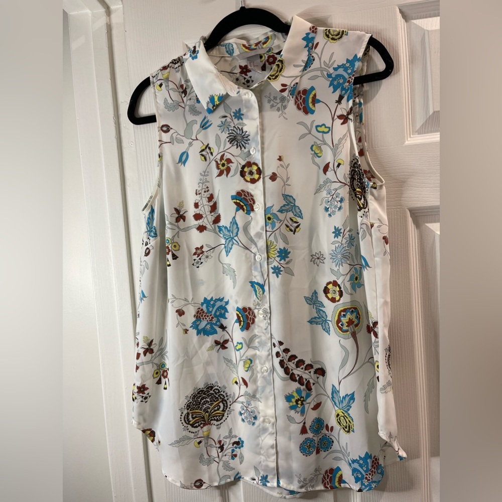 H&M sleeveless floral button up blouse - size 12 - white
